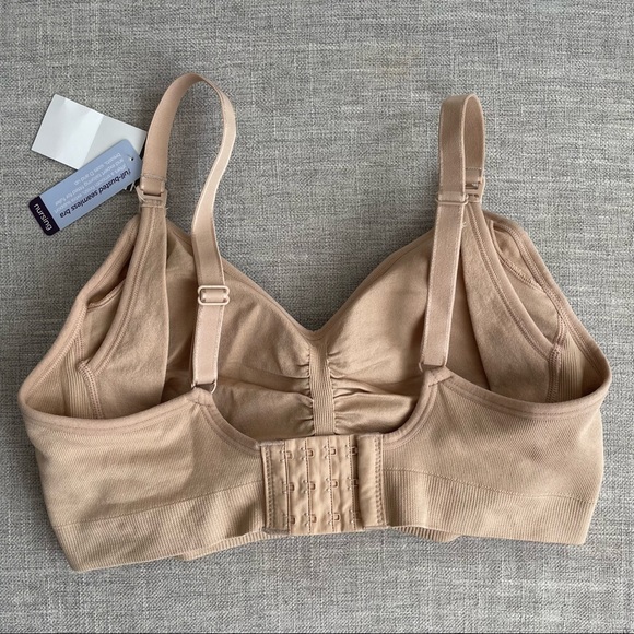 BNWT Motherhood Maternity Nursing Bra - Picture 2 of 5
